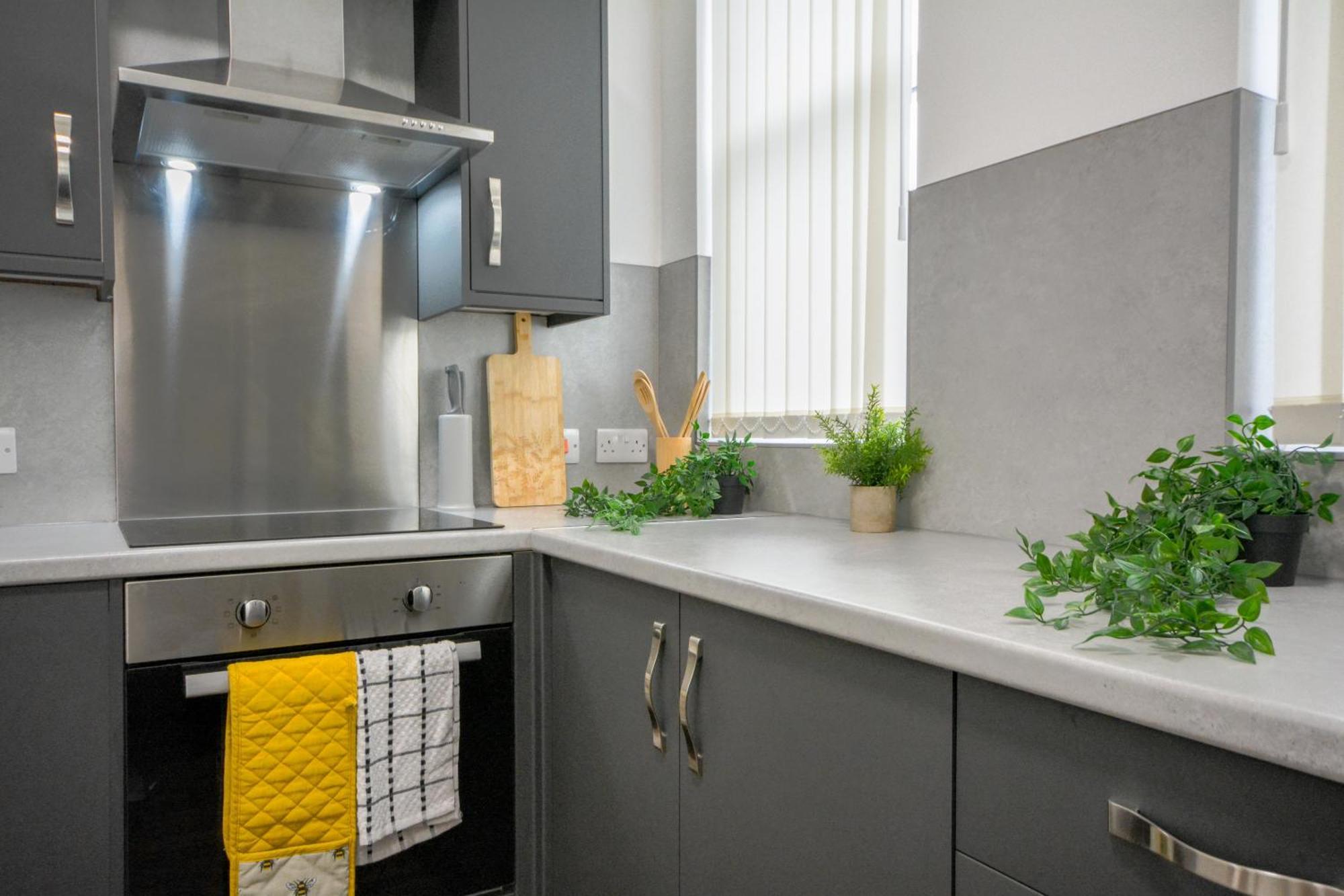 Stylish Suite With Free Parking Manchester Eksteriør bilde