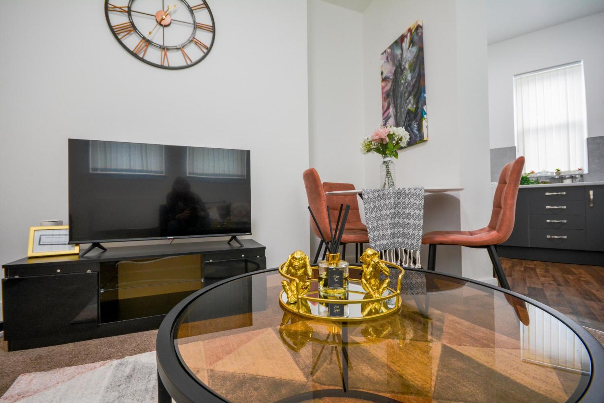 Stylish Suite With Free Parking Manchester Eksteriør bilde